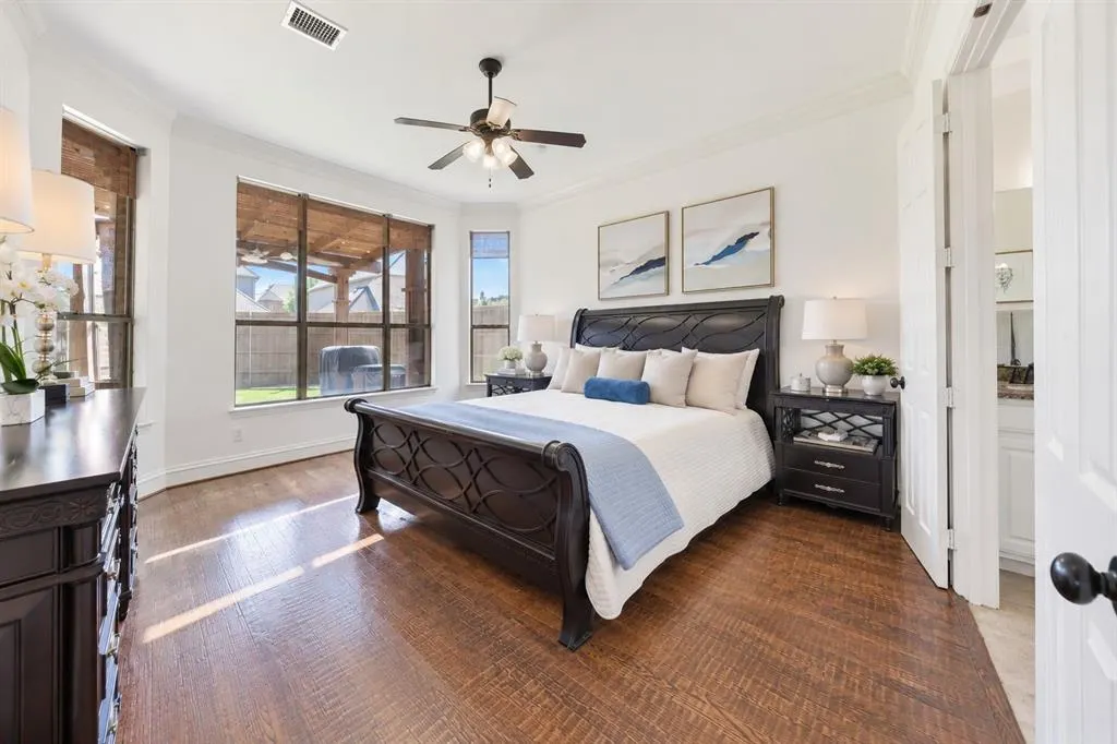 5731 Noble Oak Lane