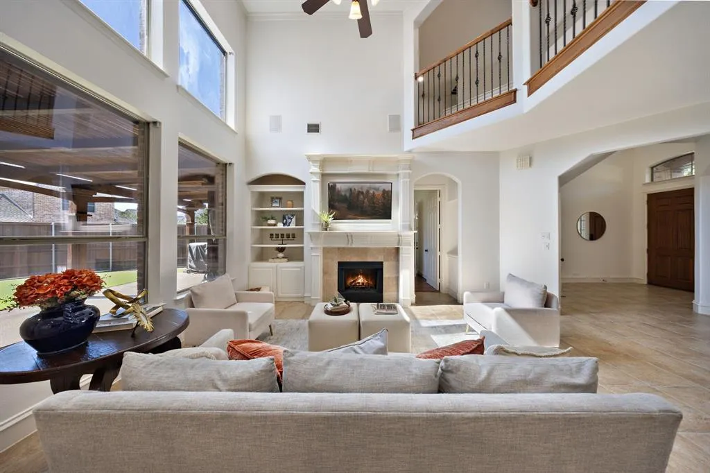 5731 Noble Oak Lane