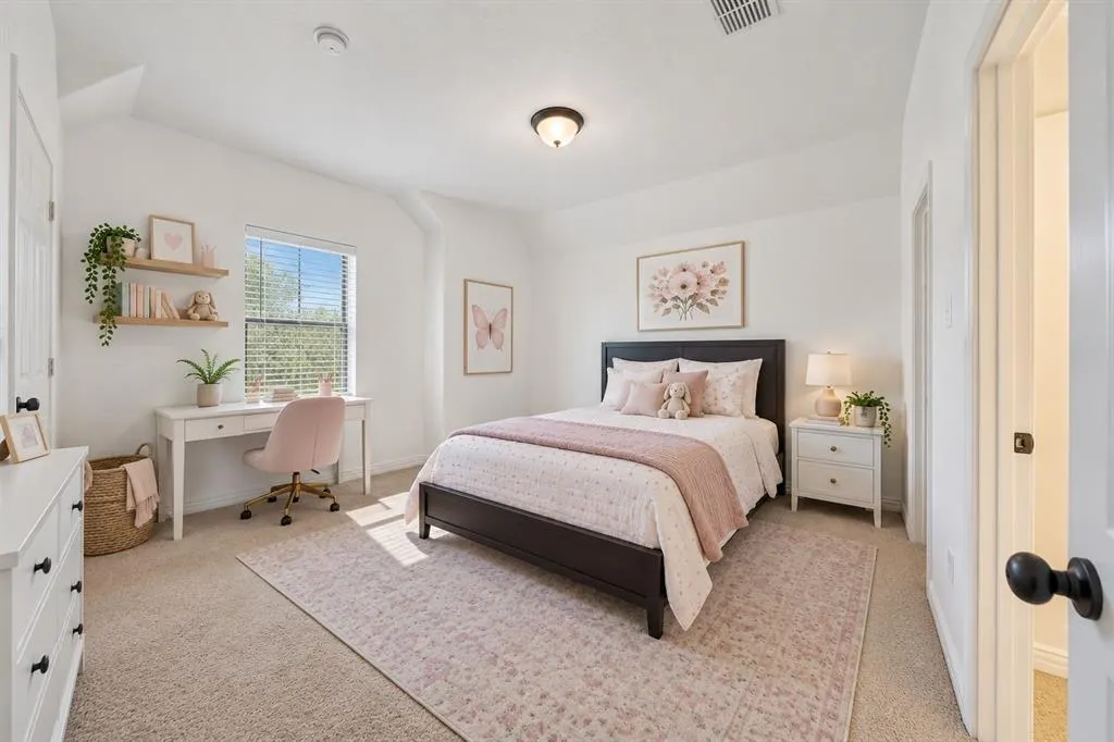 5731 Noble Oak Lane