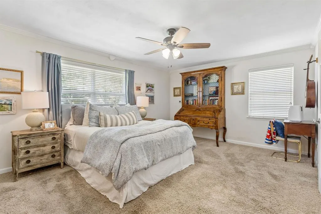 10622 MAPLERIDGE Drive