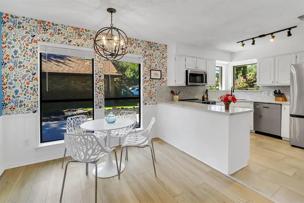 714 Highview Lane