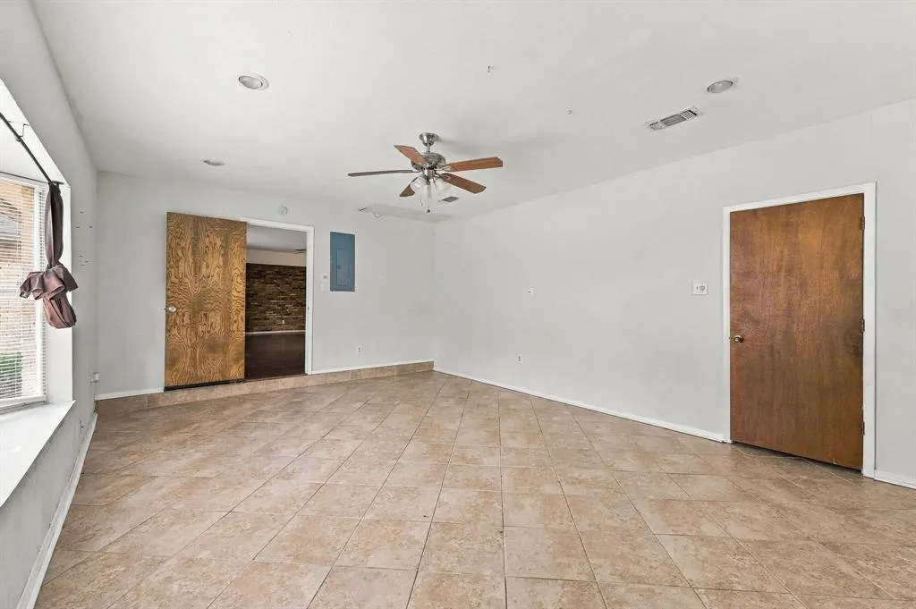 499 Sequoia Drive