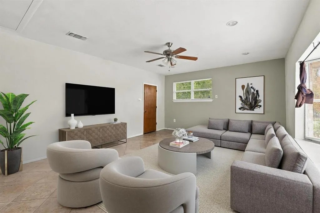 499 Sequoia Drive
