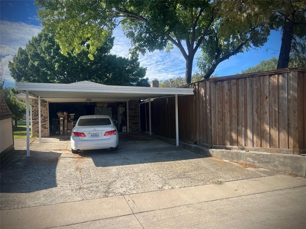 2612 Quail Run Drive