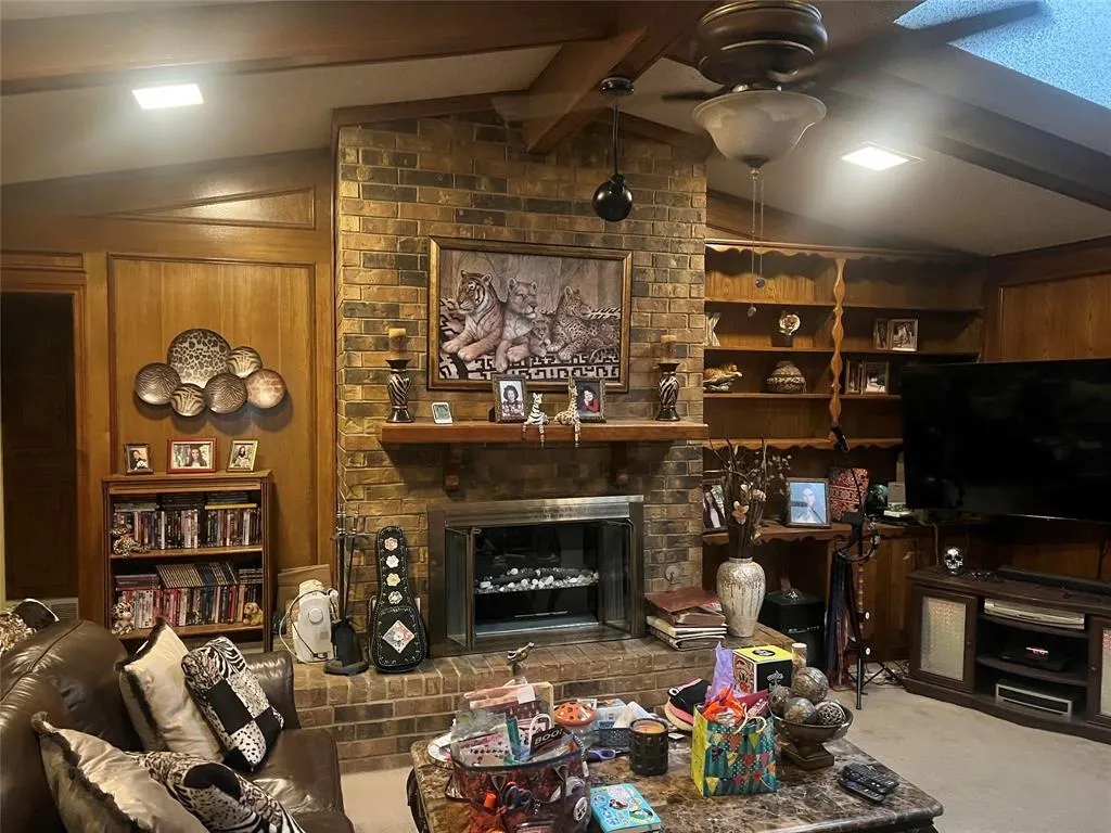 2612 Quail Run Drive