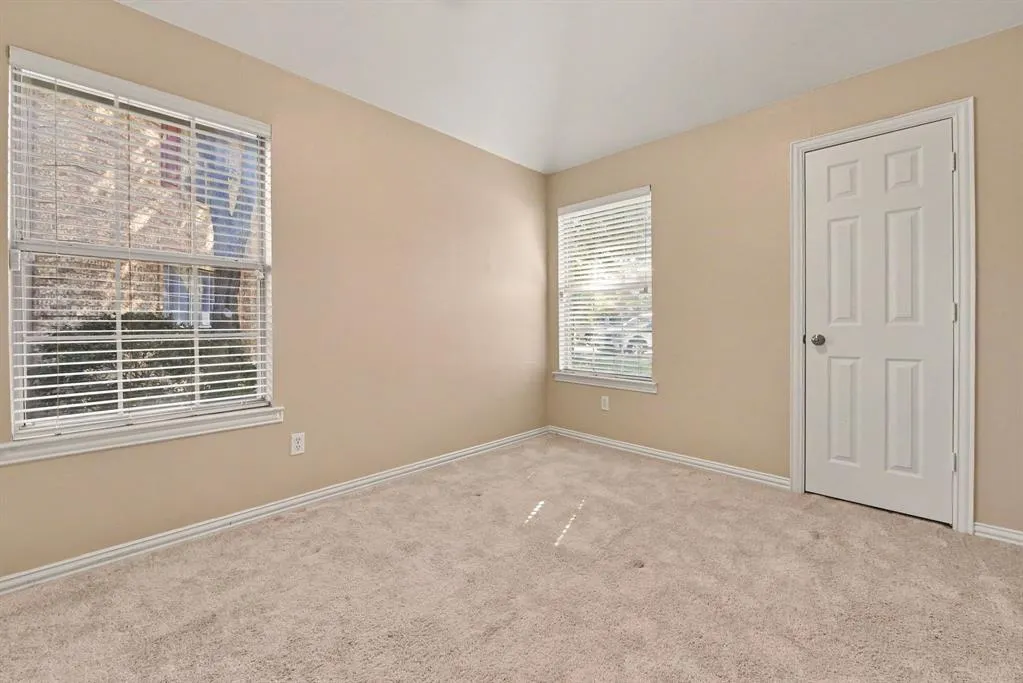 401 Stonebridge Circle
