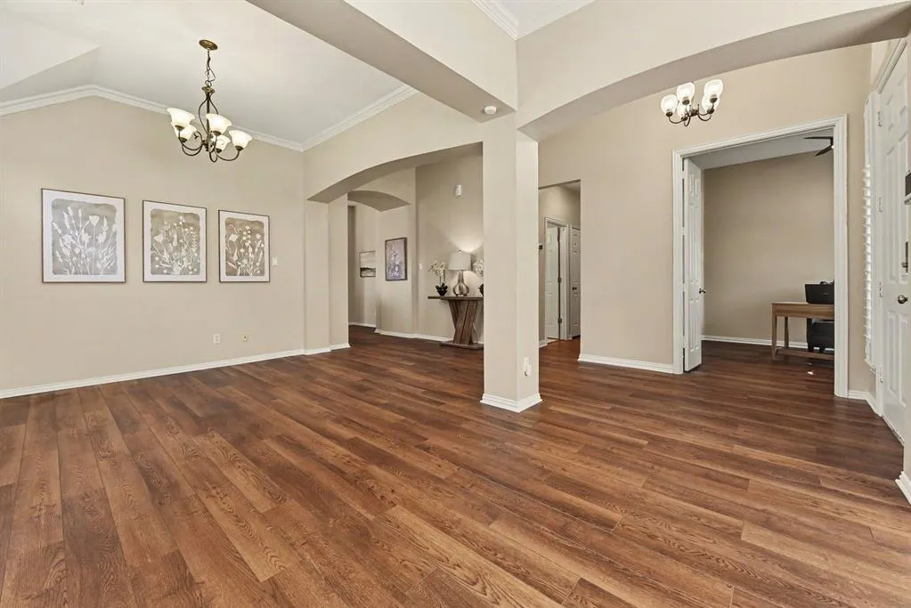 401 Stonebridge Circle