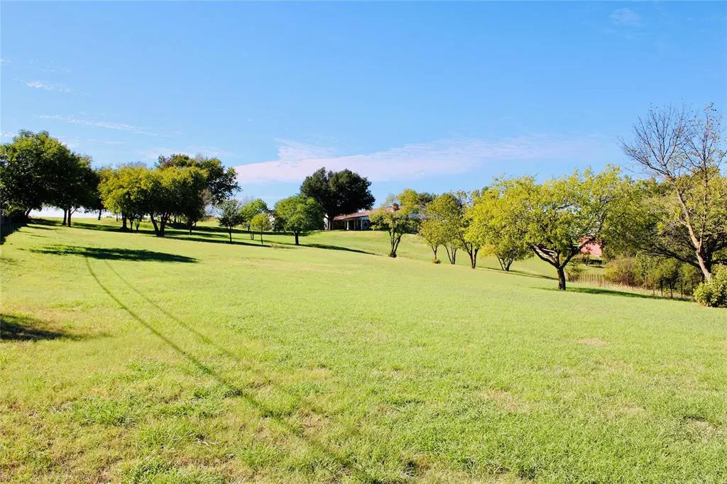 308 Paint Pony Trail N