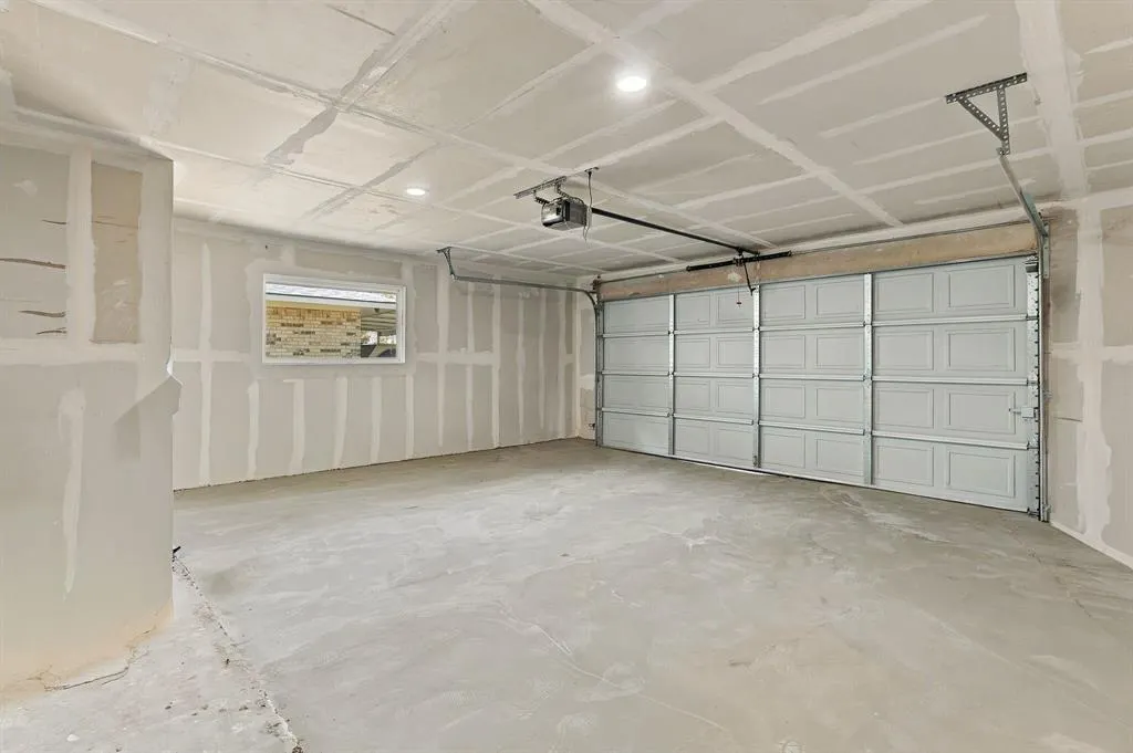 2118 Redondo Drive