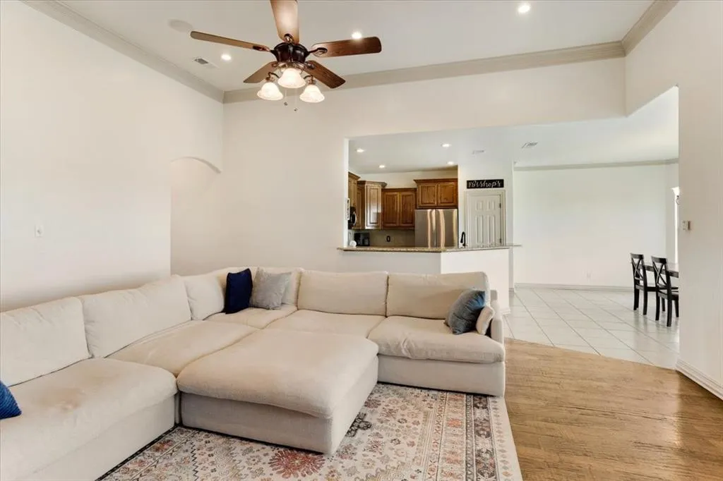 203 Frio Street