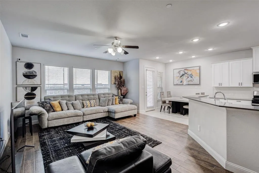 117 Tortugas Drive