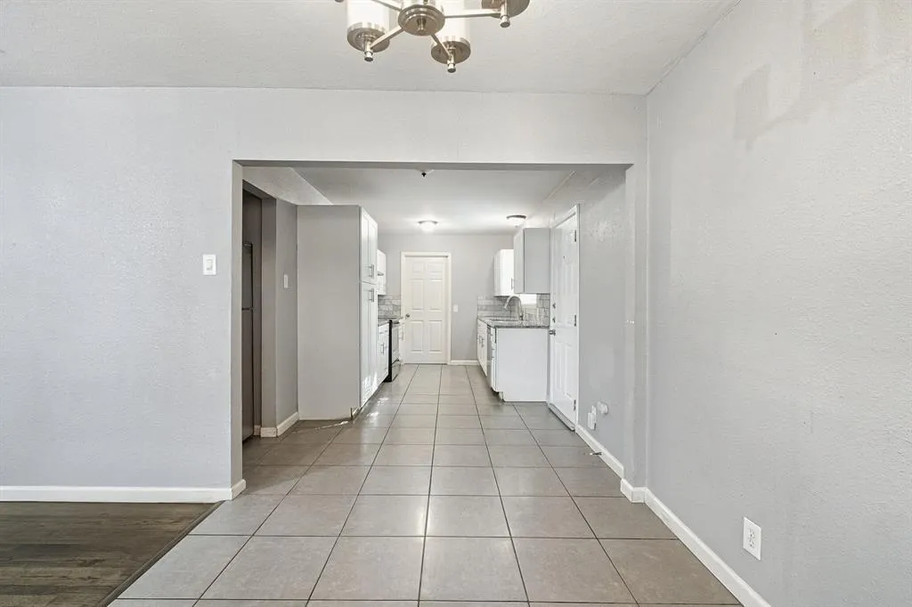 2502 Costa Mesa Drive