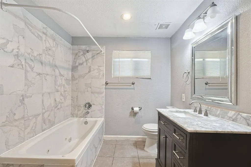 2502 Costa Mesa Drive