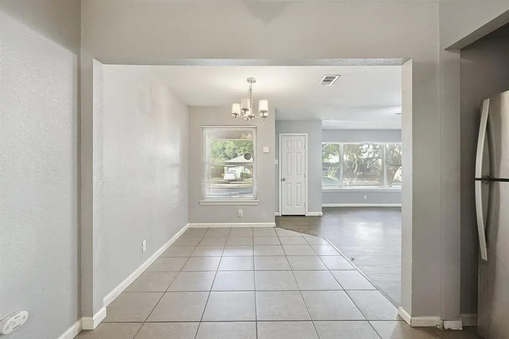 2502 Costa Mesa Drive