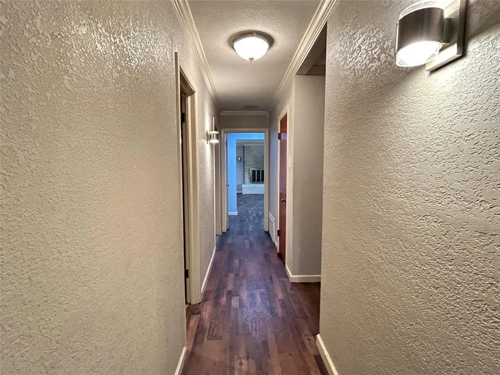 8407 Honeysuckle Lane