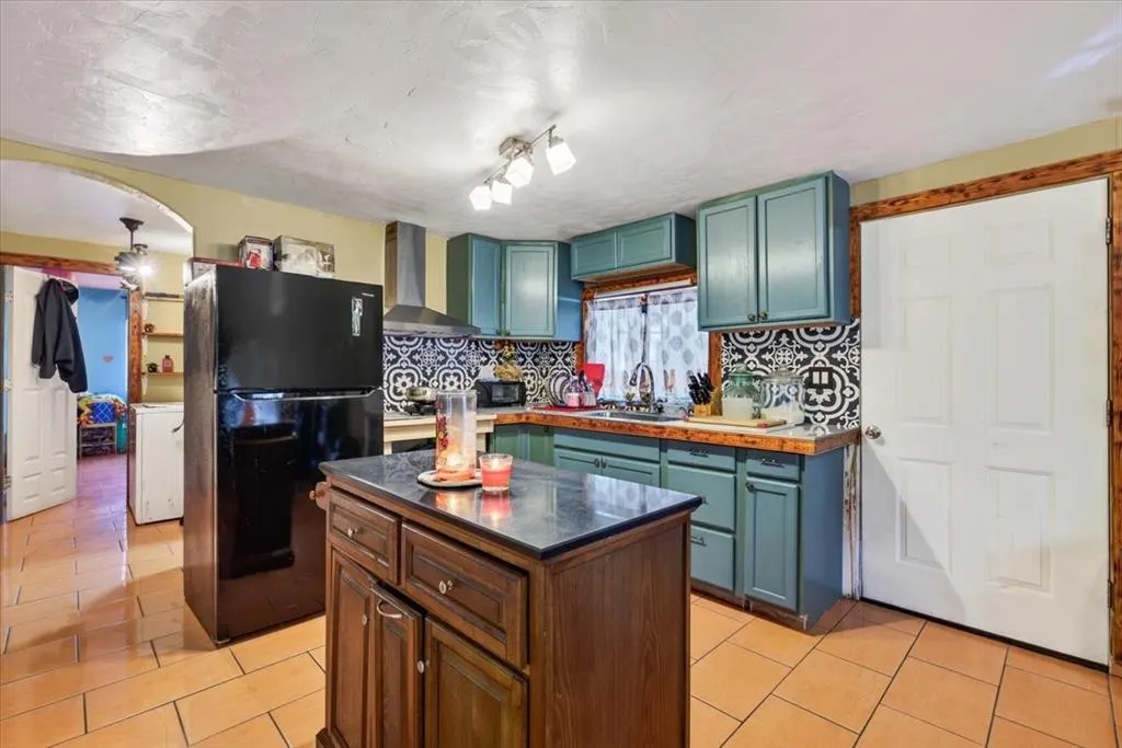 128 Butler Trail