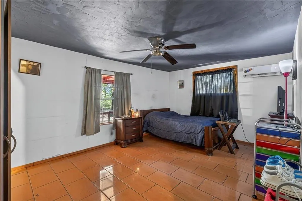 128 Butler Trail
