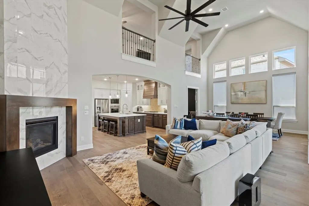 2260 Rainforest Drive