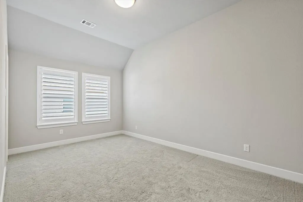2260 Rainforest Drive