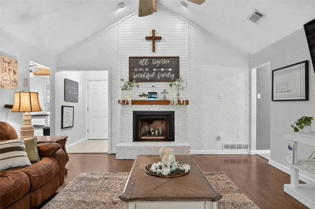 113 Dove Avenue
