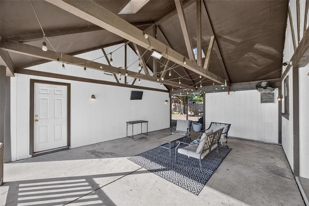 113 Dove Avenue
