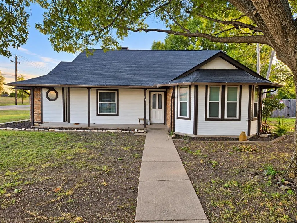 113 Dove Avenue