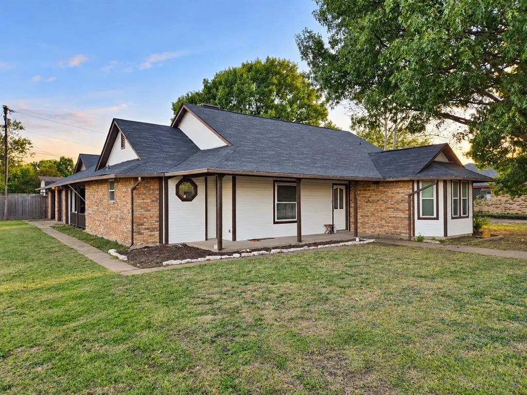 113 Dove Avenue