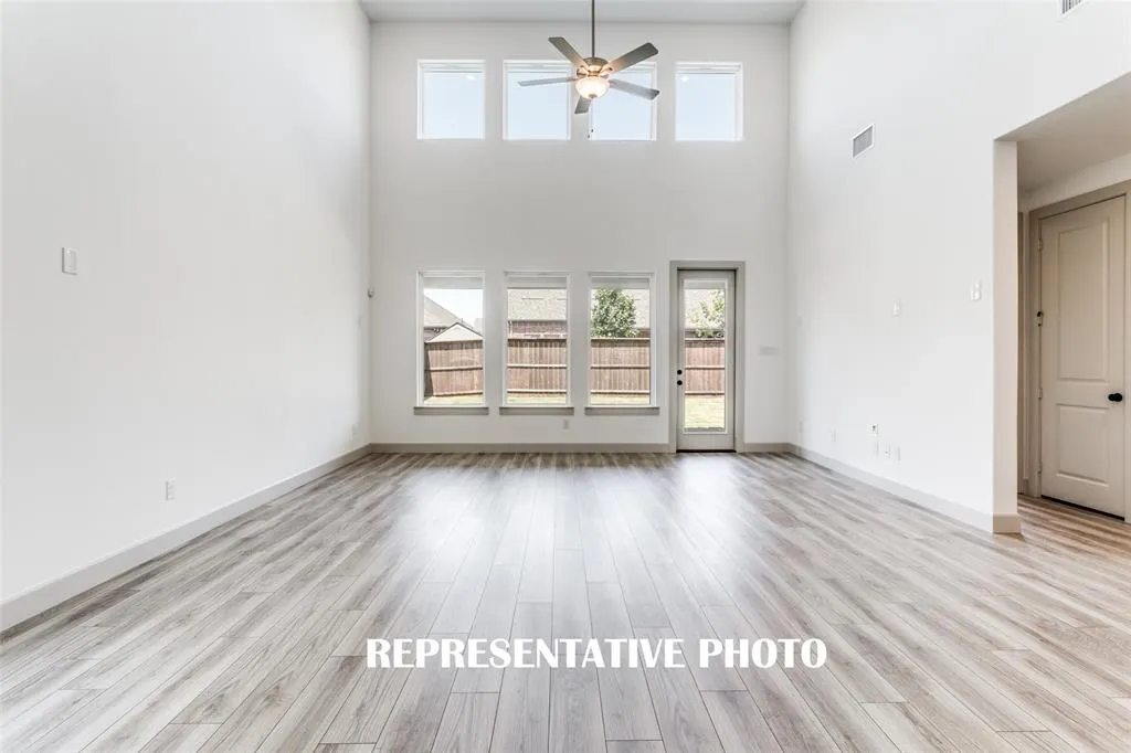 1405 Mistflower Lane