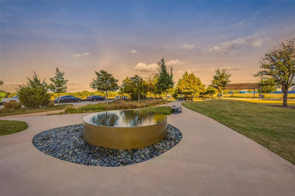 4254 Stratus Way
