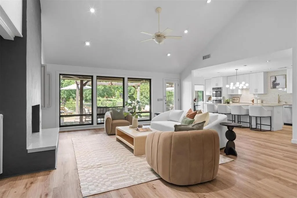 2428 Trellis Lane