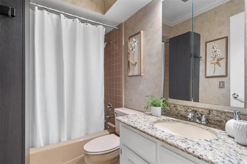 2428 Trellis Lane