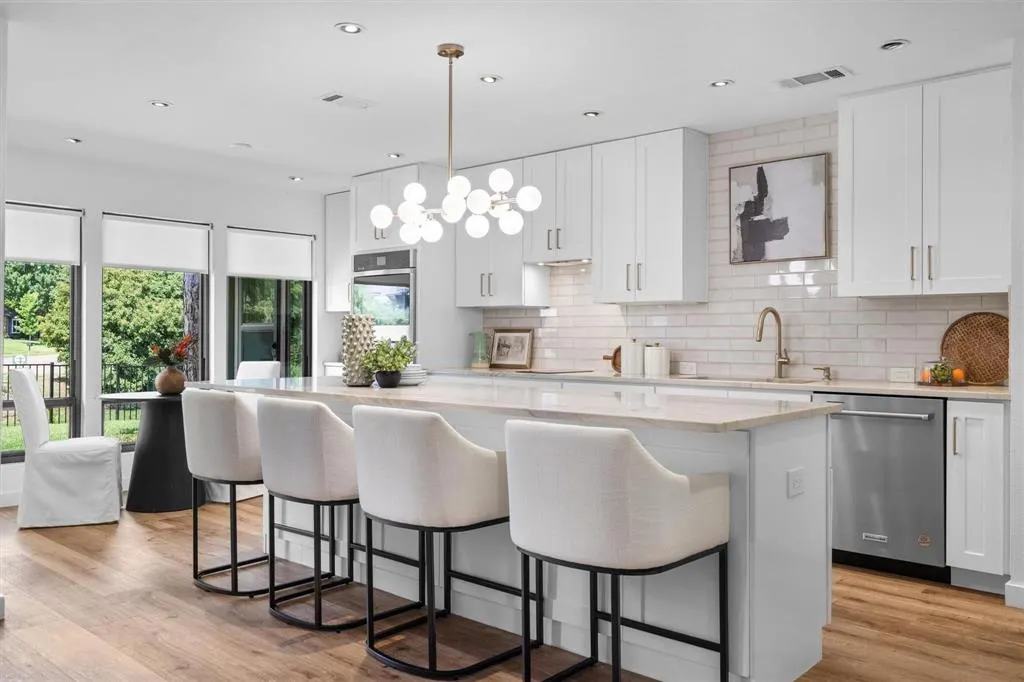 2428 Trellis Lane