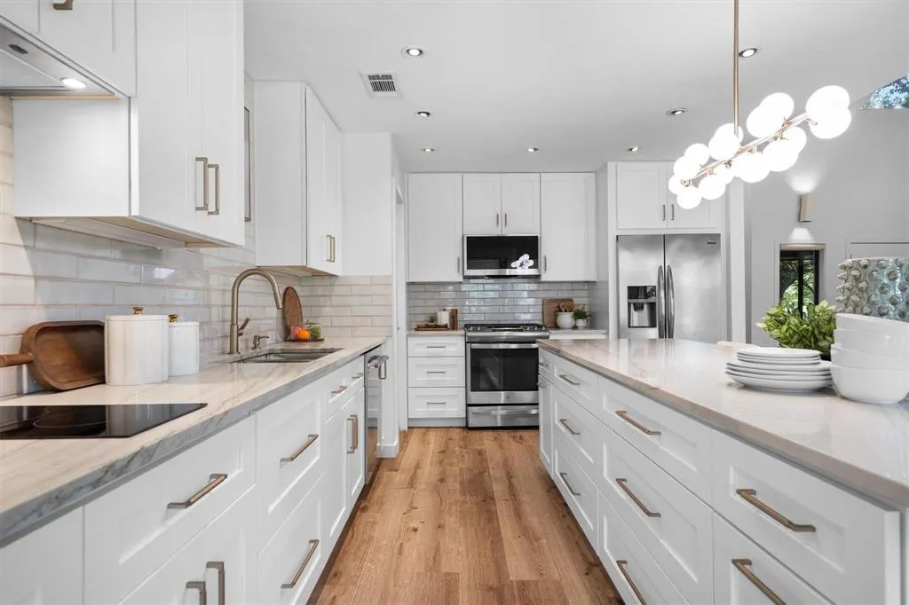2428 Trellis Lane