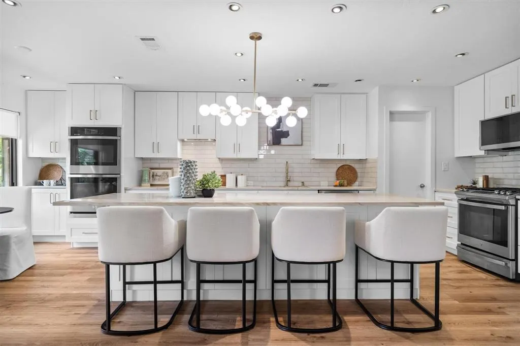 2428 Trellis Lane