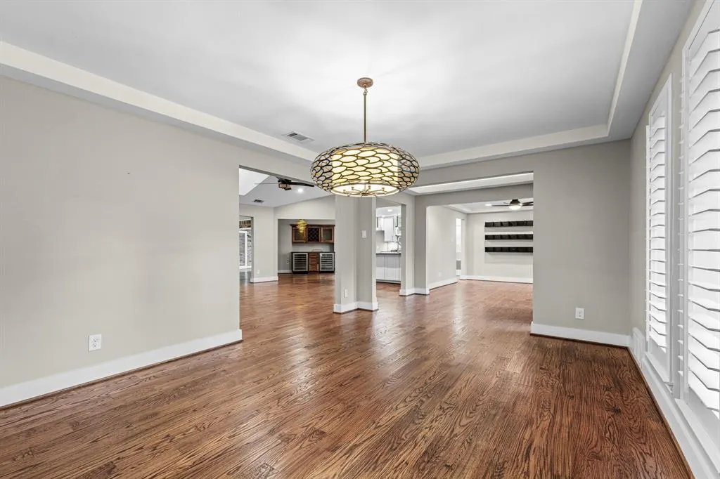 9656 Ravensway Drive
