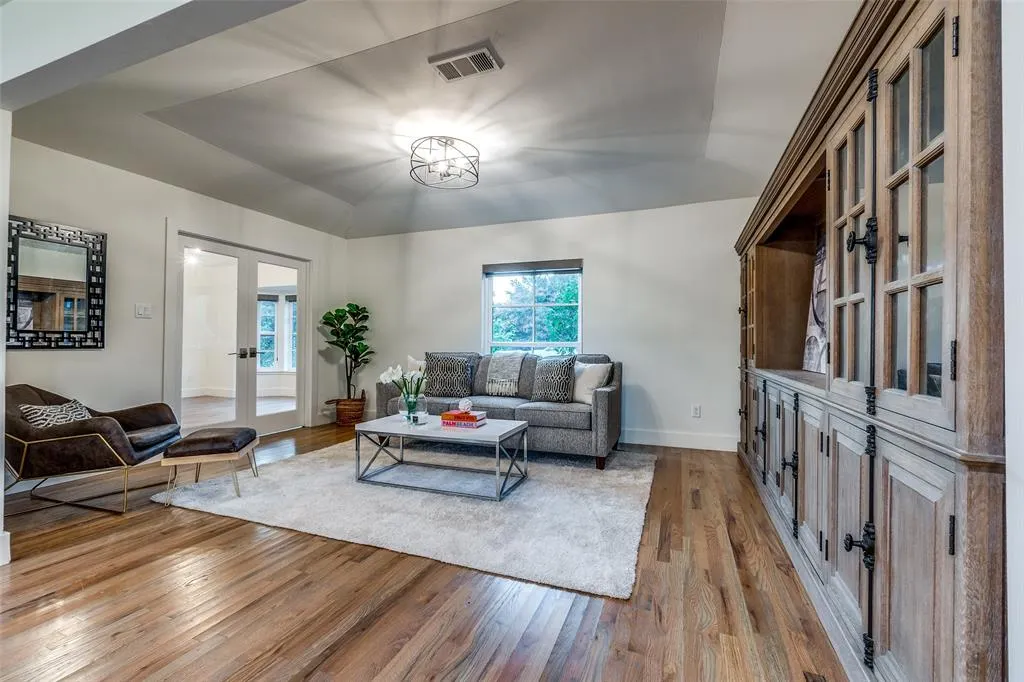 5908 Melshire Drive