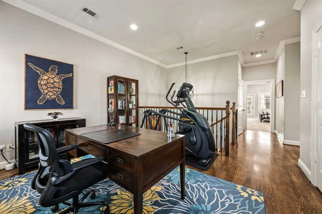 2720 Calder Court