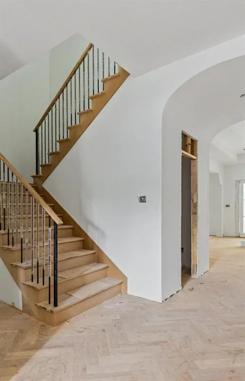 4156 Lomita Lane