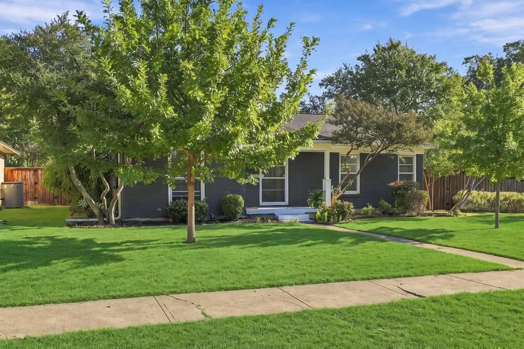 346 Classen Drive