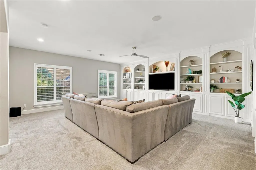 2717 Enid Drive