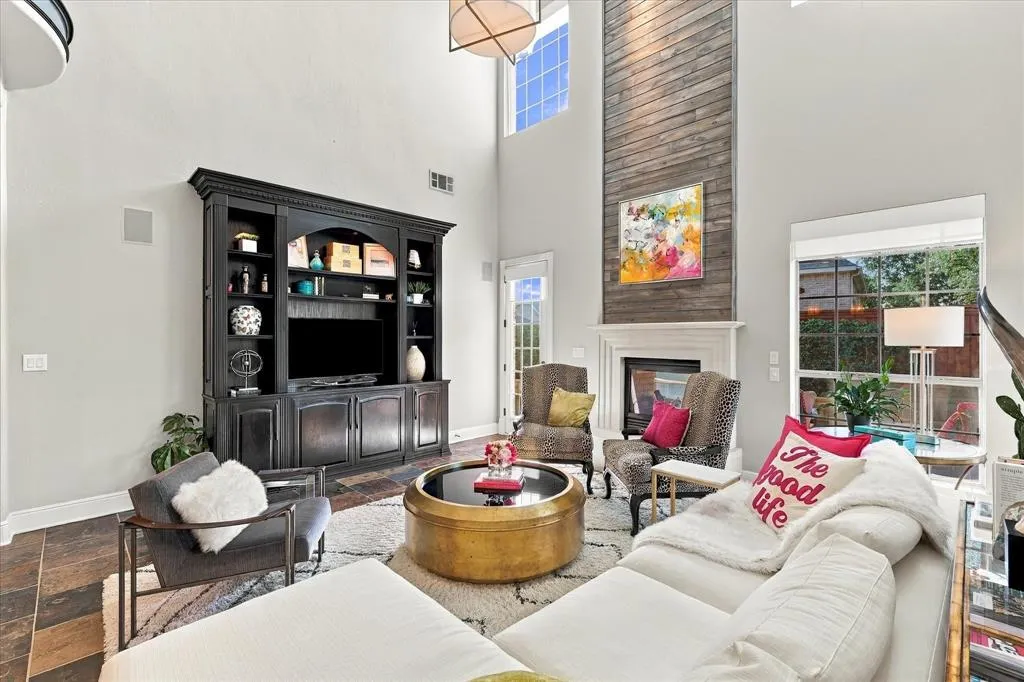 2717 Enid Drive