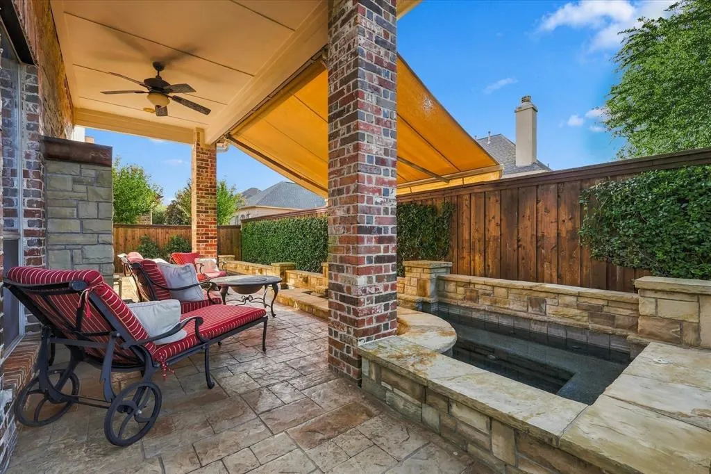 2717 Enid Drive