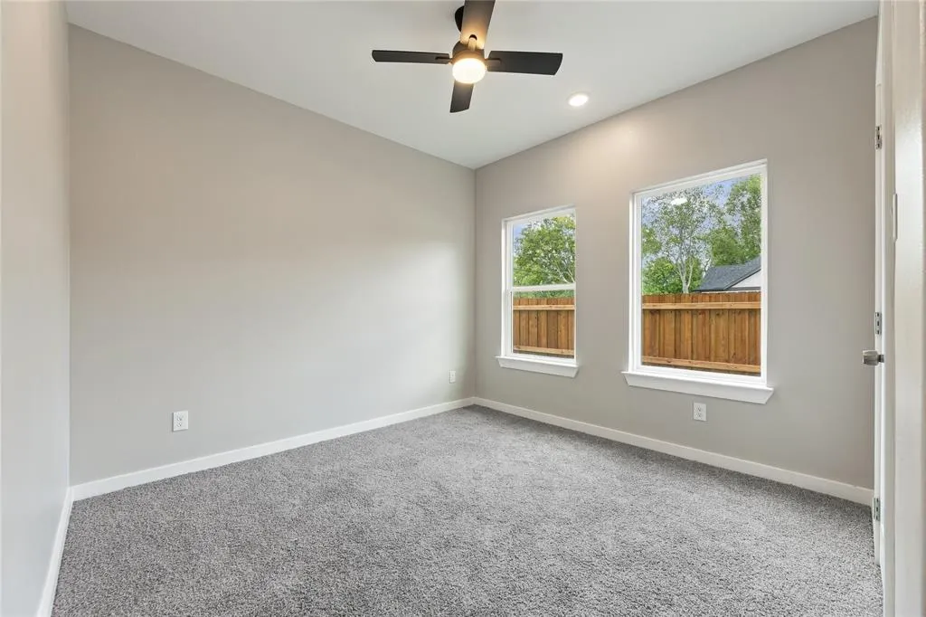 1242 Seminole Drive