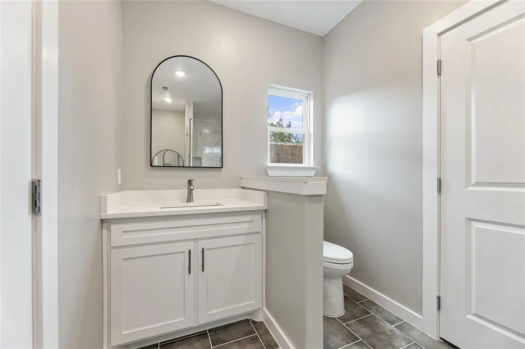 1242 Seminole Drive
