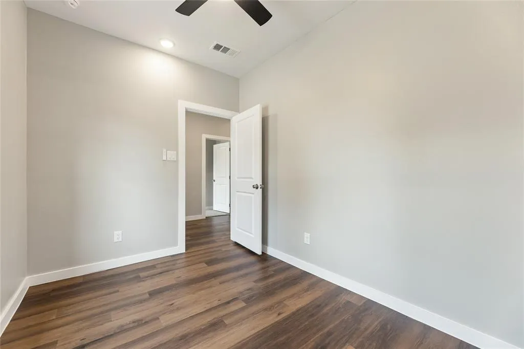 1242 Seminole Drive