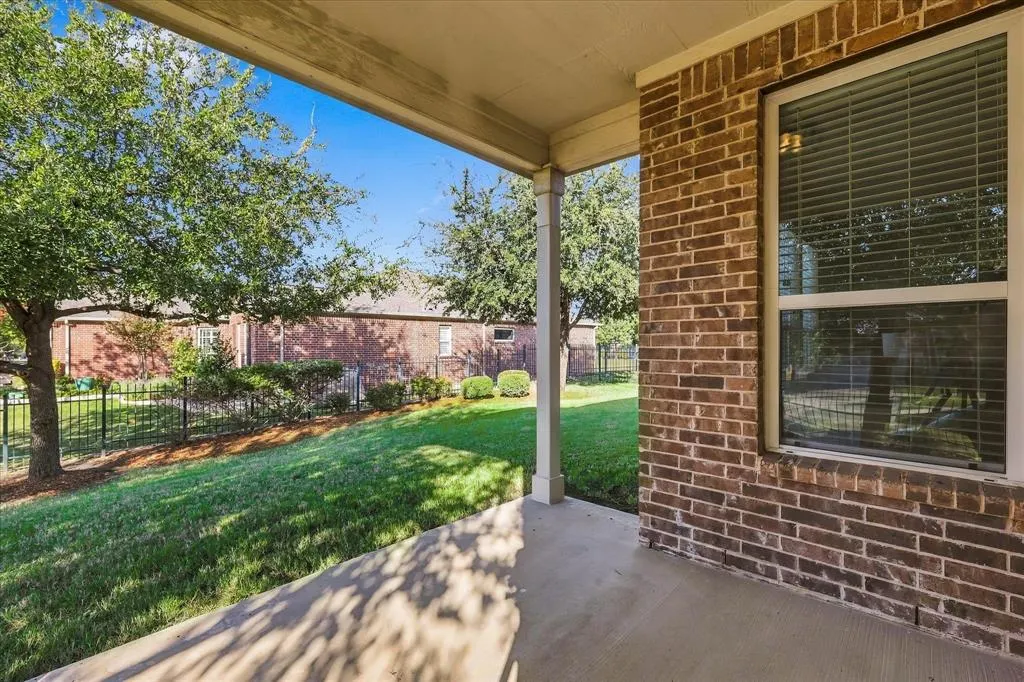 6009 Prairie Bend Lane