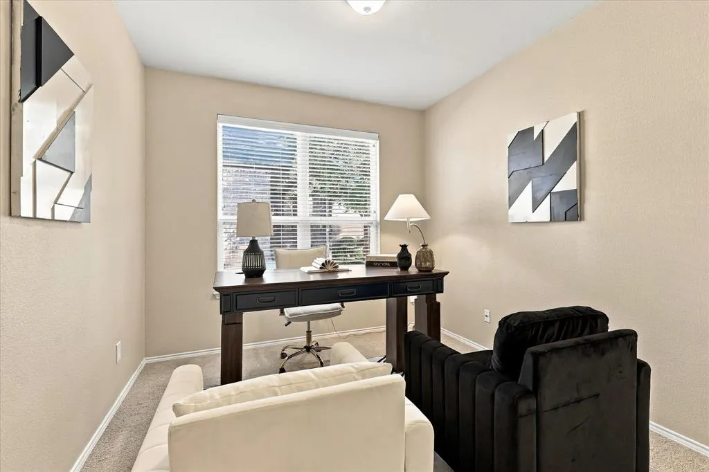 6009 Prairie Bend Lane