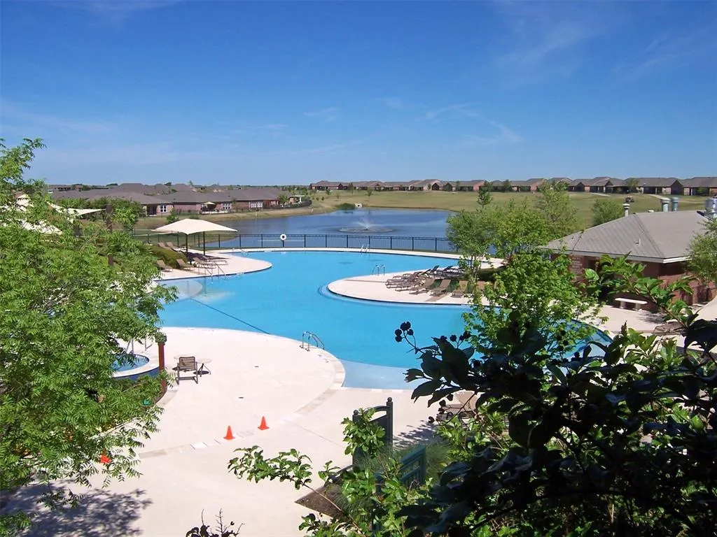 6009 Prairie Bend Lane
