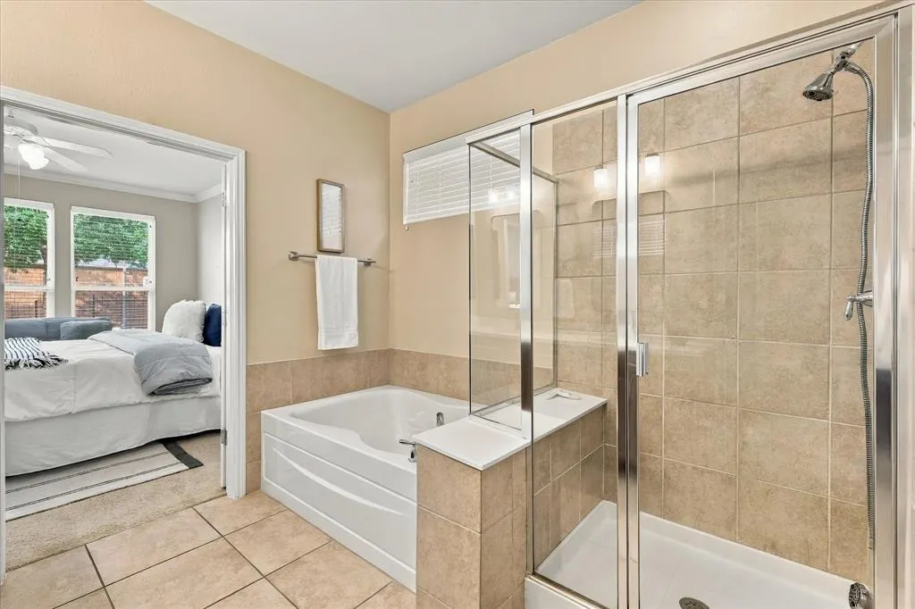 6009 Prairie Bend Lane