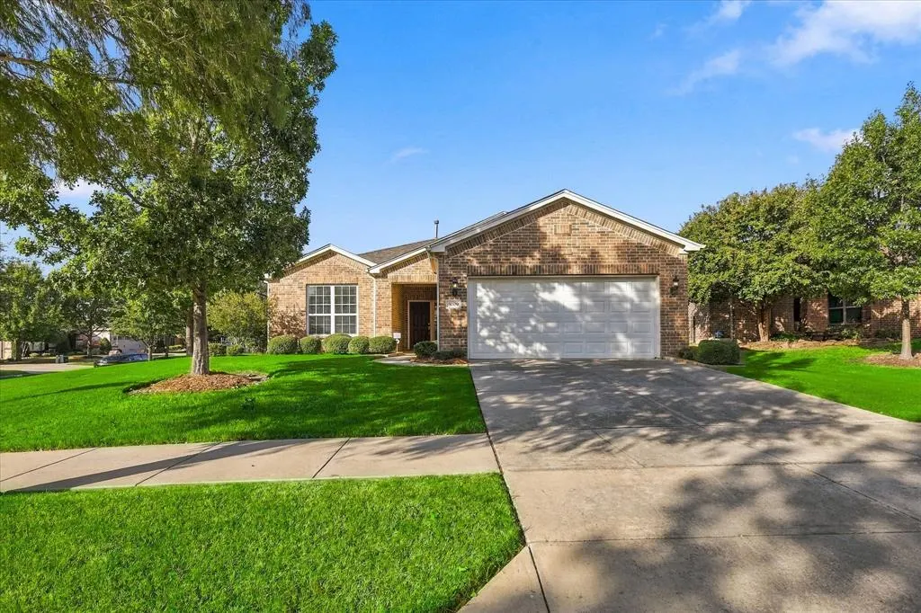 6009 Prairie Bend Lane
